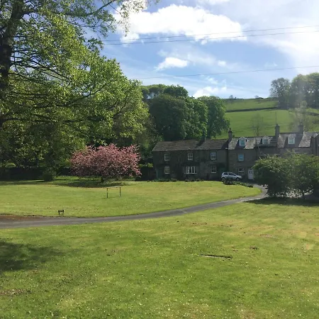 Holiday home Green Cottage, On Langcliffe Village Green Settle