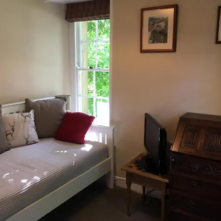 Holiday home Green Cottage, On Langcliffe Village Green