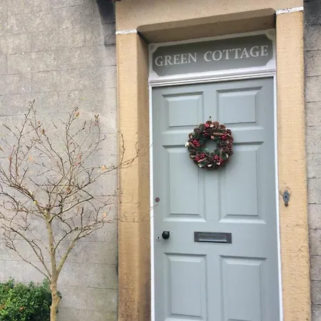 Green Cottage, On Langcliffe Village Green Holiday home *